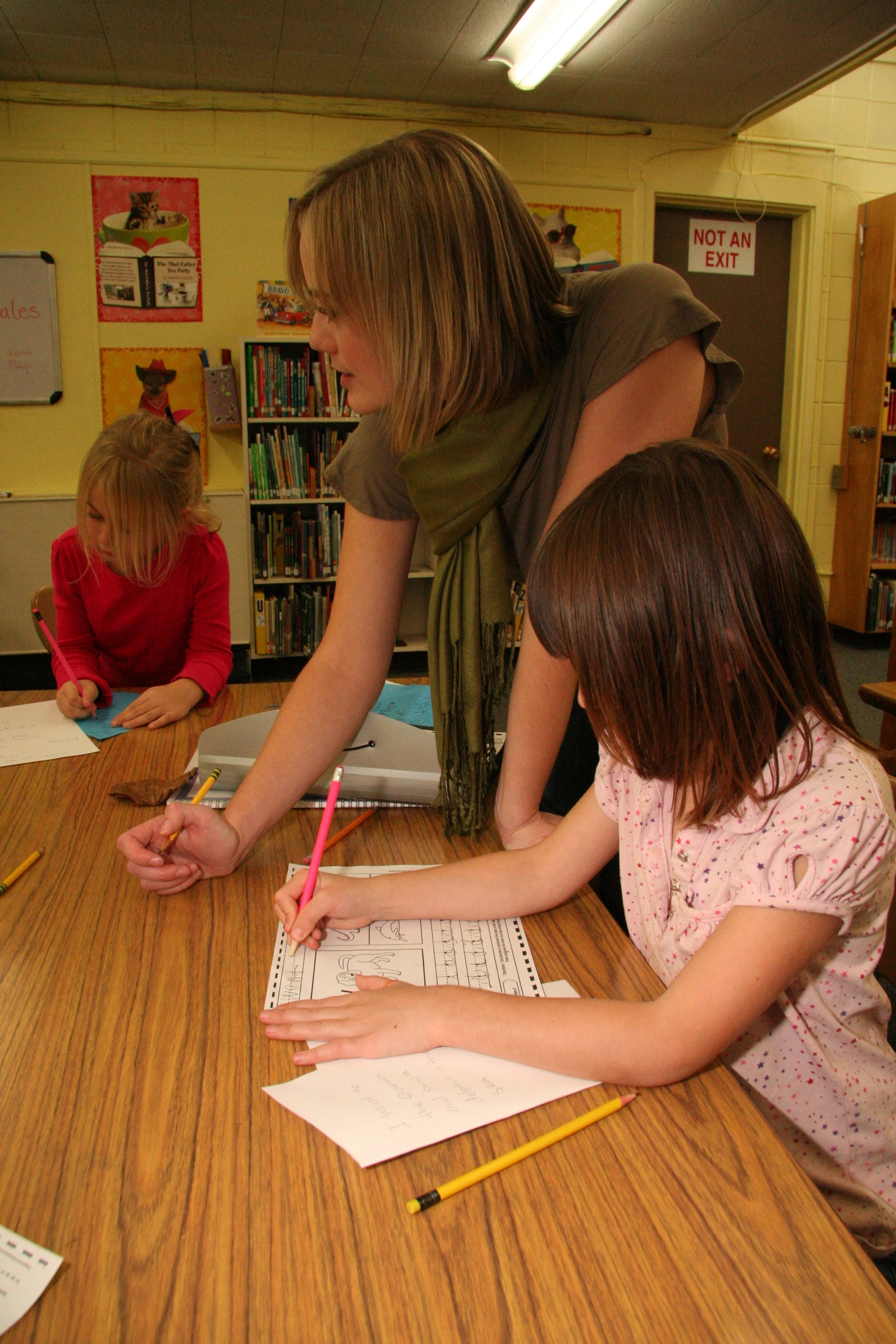 Korrin Volunteering in a Eugene classroom during her undergraduate studies.