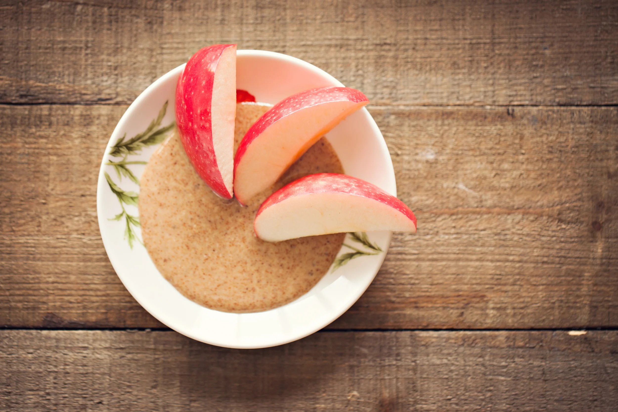 Make your own raw Almond Butter