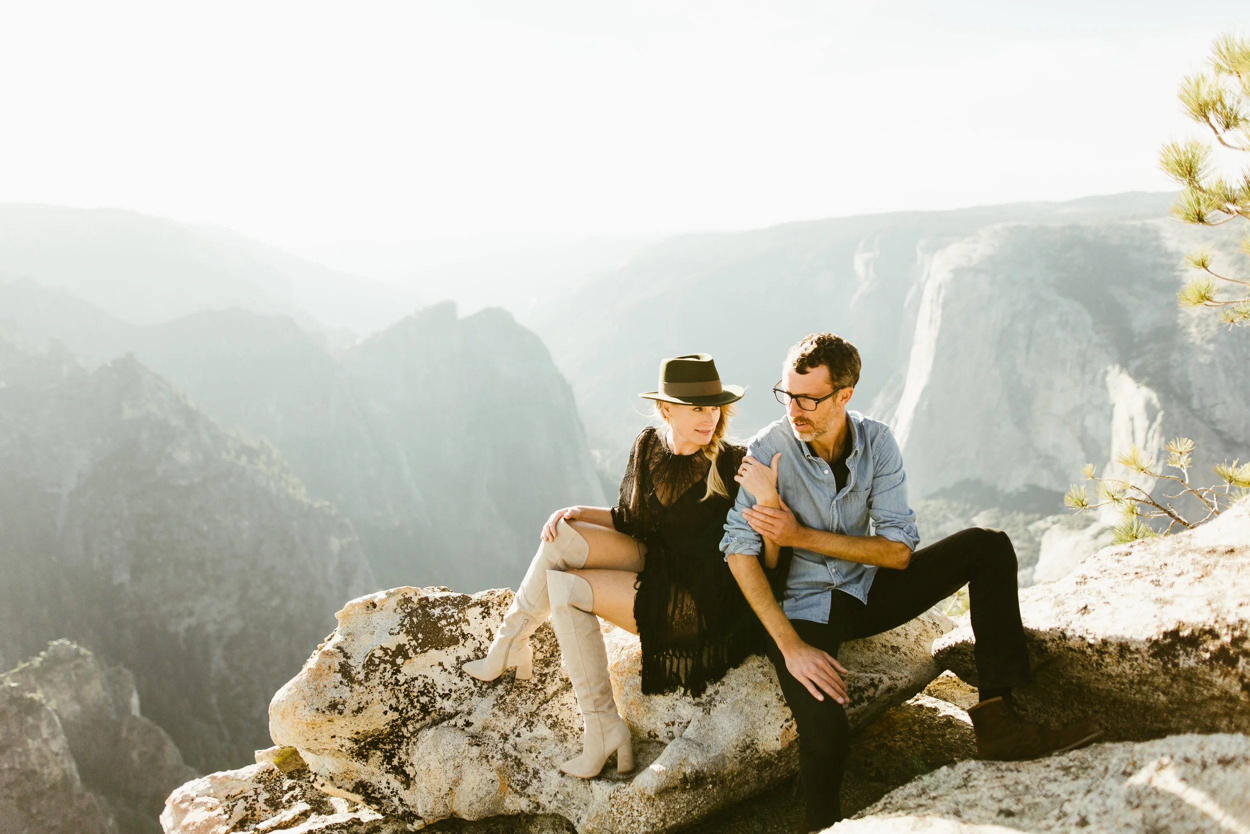 YosemiteElopementPhotographyJacquesFlynnLisaKarst02.jpg