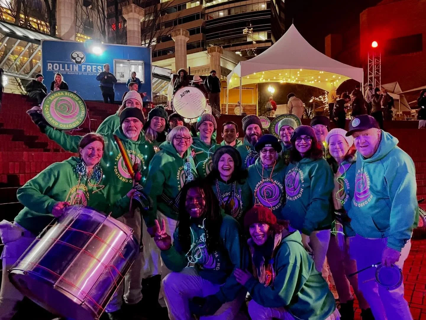 From Rio to the Rose City, we&rsquo;re lighting up the night at Portland Winter Light Festival! 🌟☁️🌈
Join Bloco Alegria for two chances to dance with us on Saturday, Feb 7:
📍 World Trade Center &ndash; 7:30 pm
📍 Pioneer Courthouse Square &ndash; 