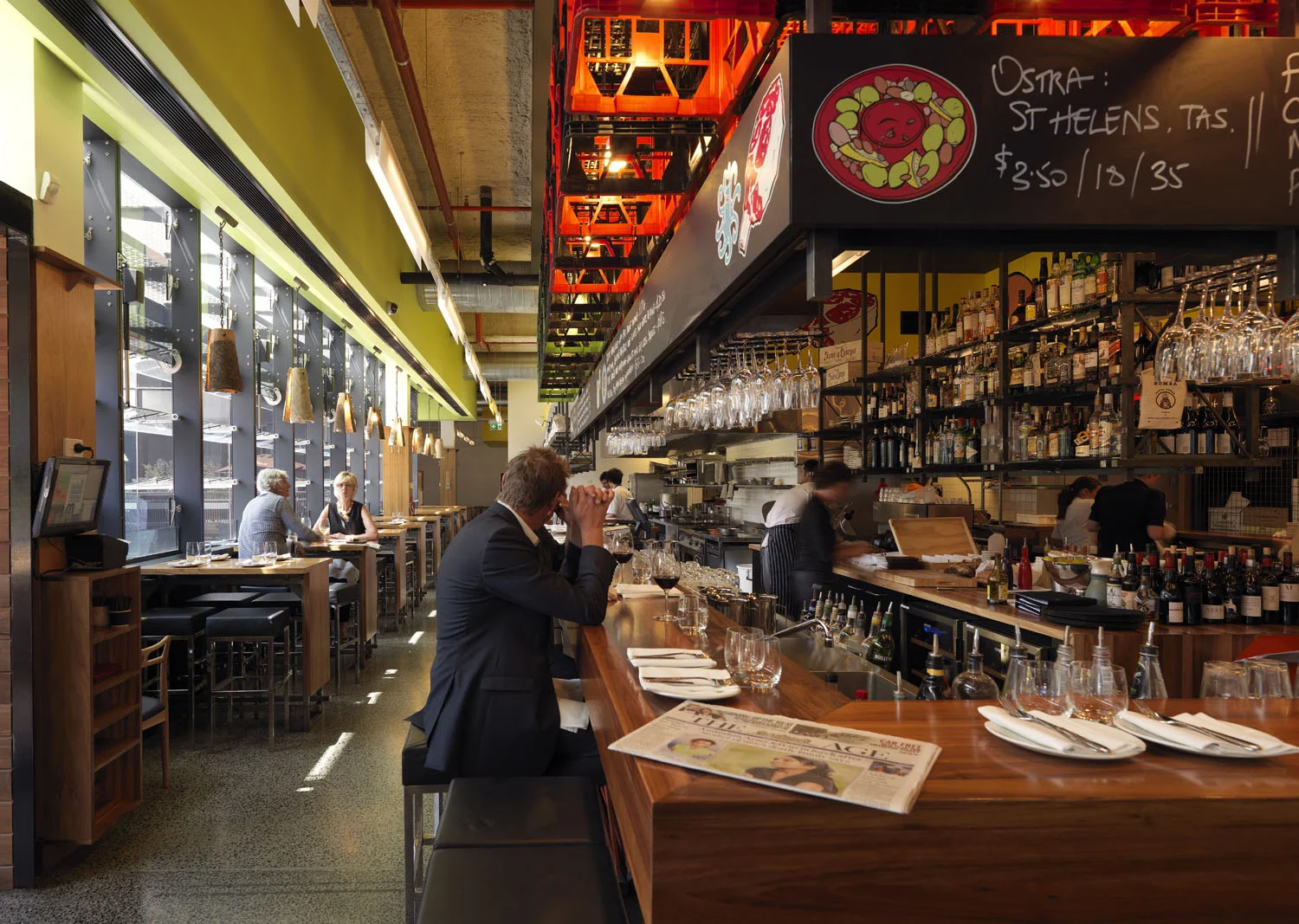 Adam-Dettrick-Architects---Movida-Aqui 05.jpg