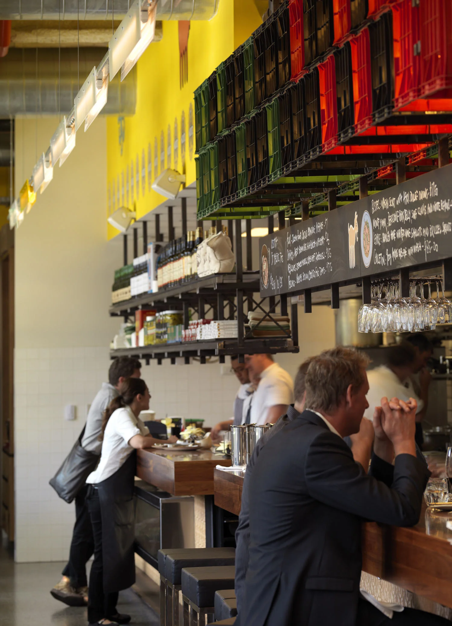 Adam-Dettrick-Architects---Movida-Aqui 07.jpg