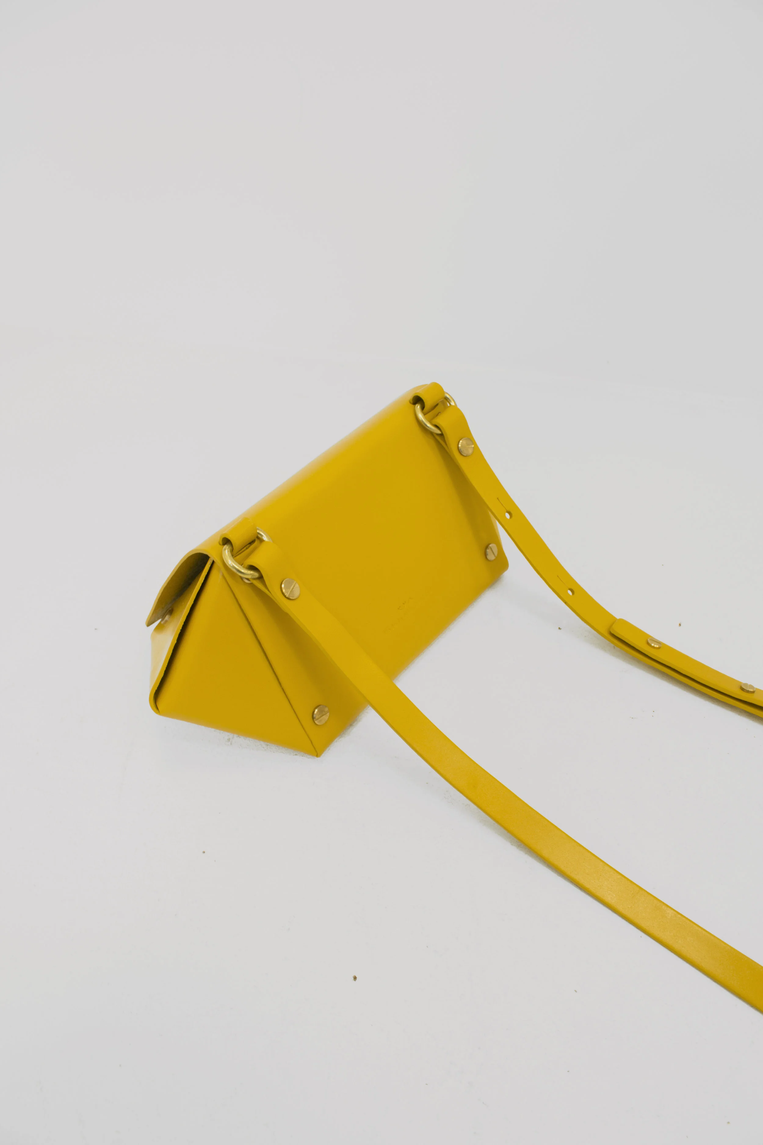 prism_bag_marigold_gold_yellow_back_detail_brass_hardware_newzealand_3