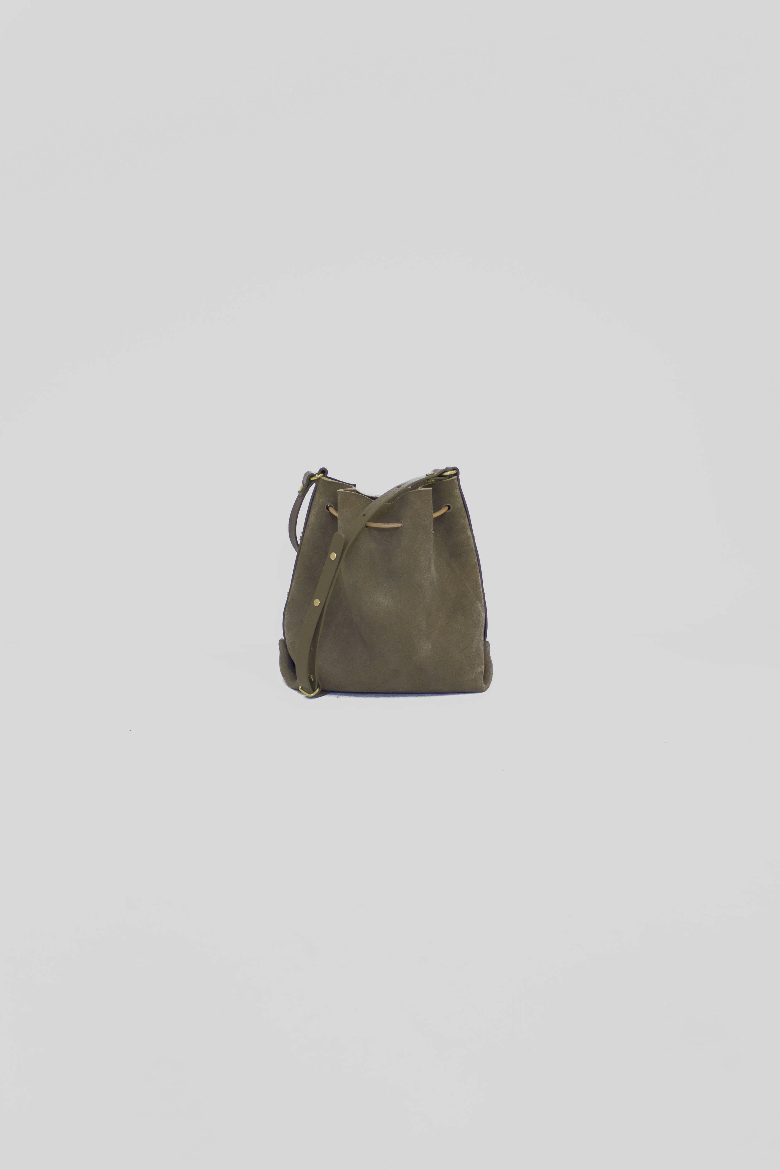 bucket_bag_pickle_brown_softie_suede_leather_back_cuddle_2