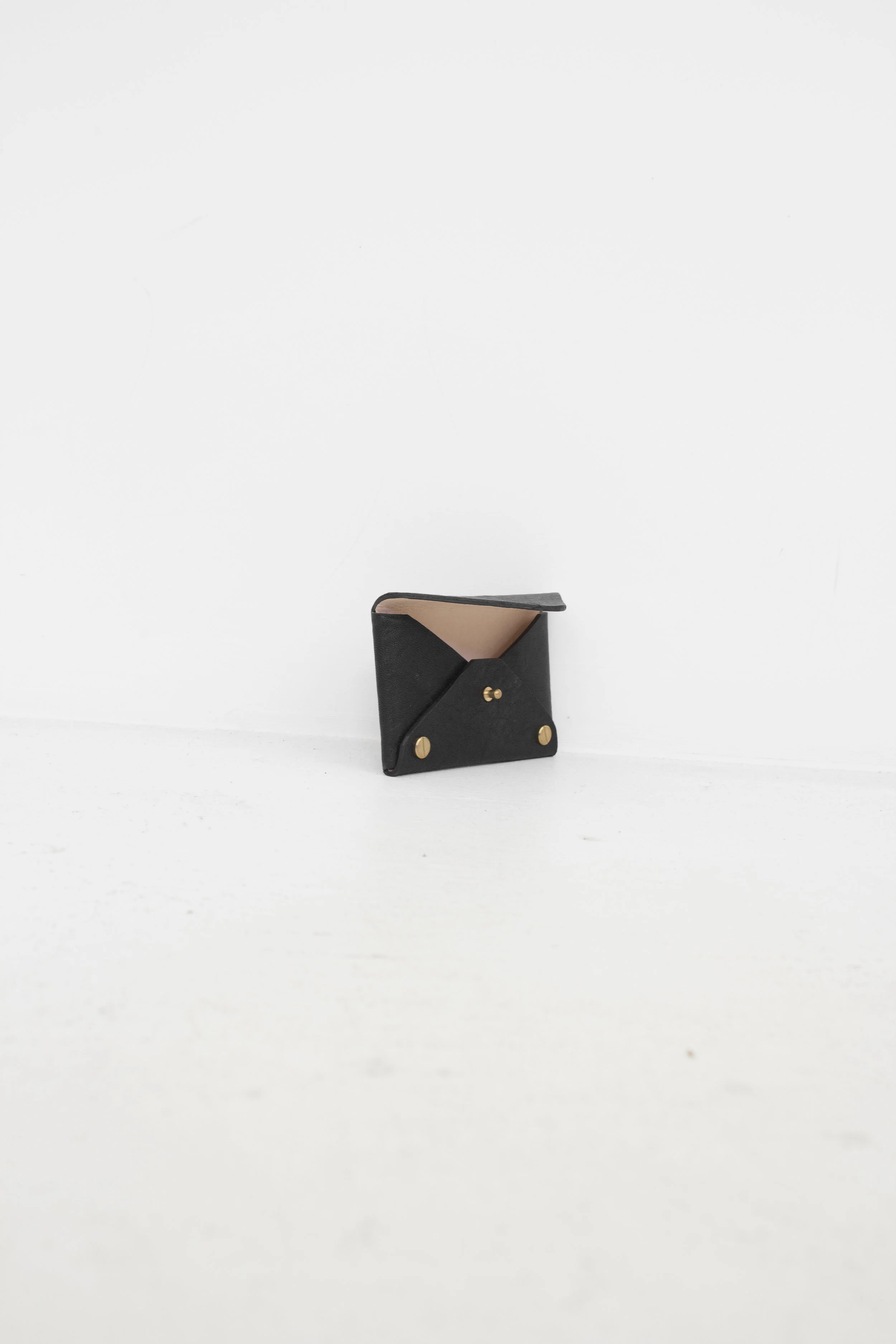 blackcardholder_004.jpg