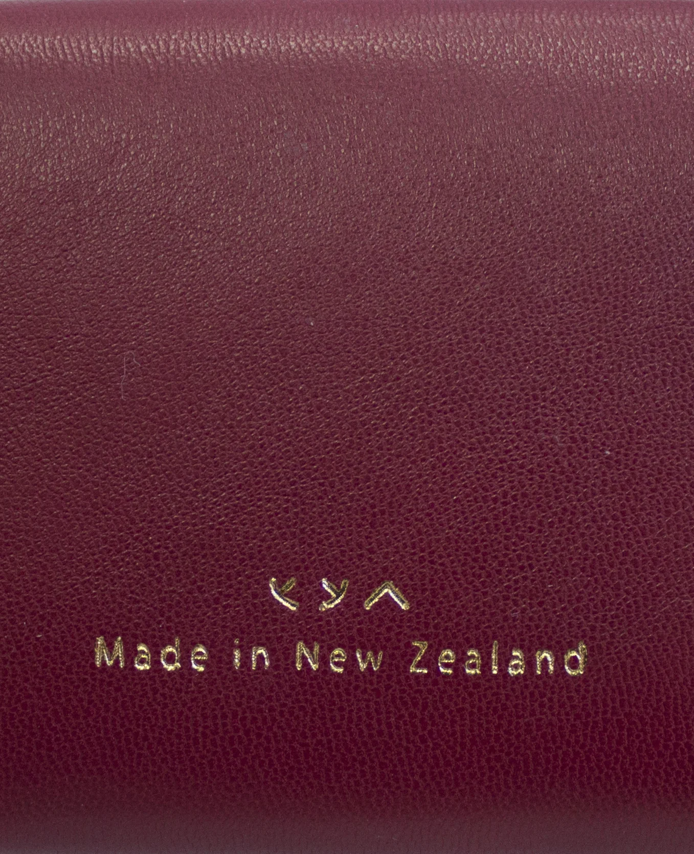 pom_cardholder03.jpg
