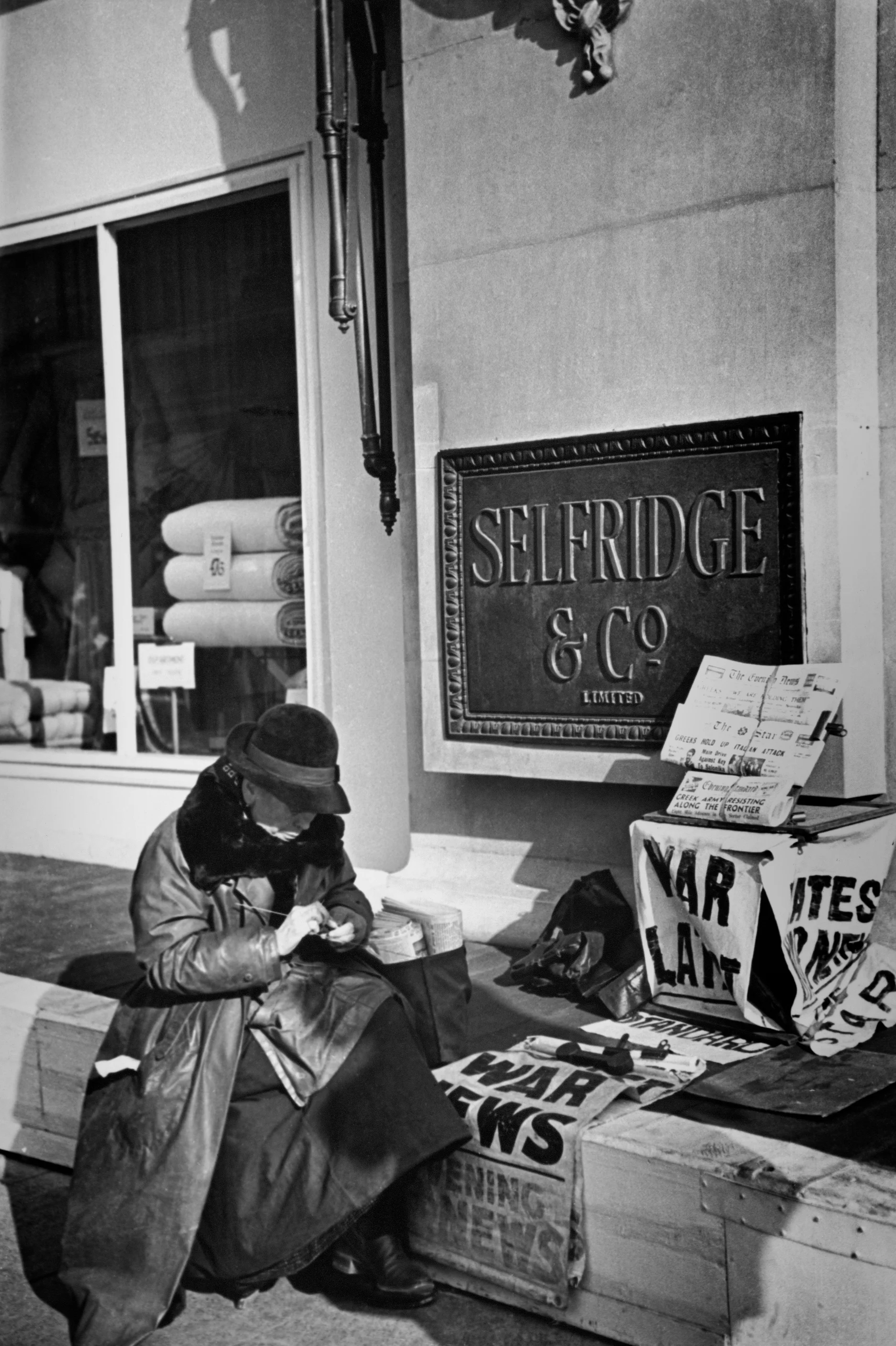 A news vendor outside Selfridges department store, London 1940