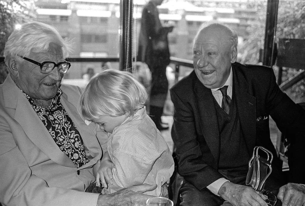 George Rodden Biography — George Rodger