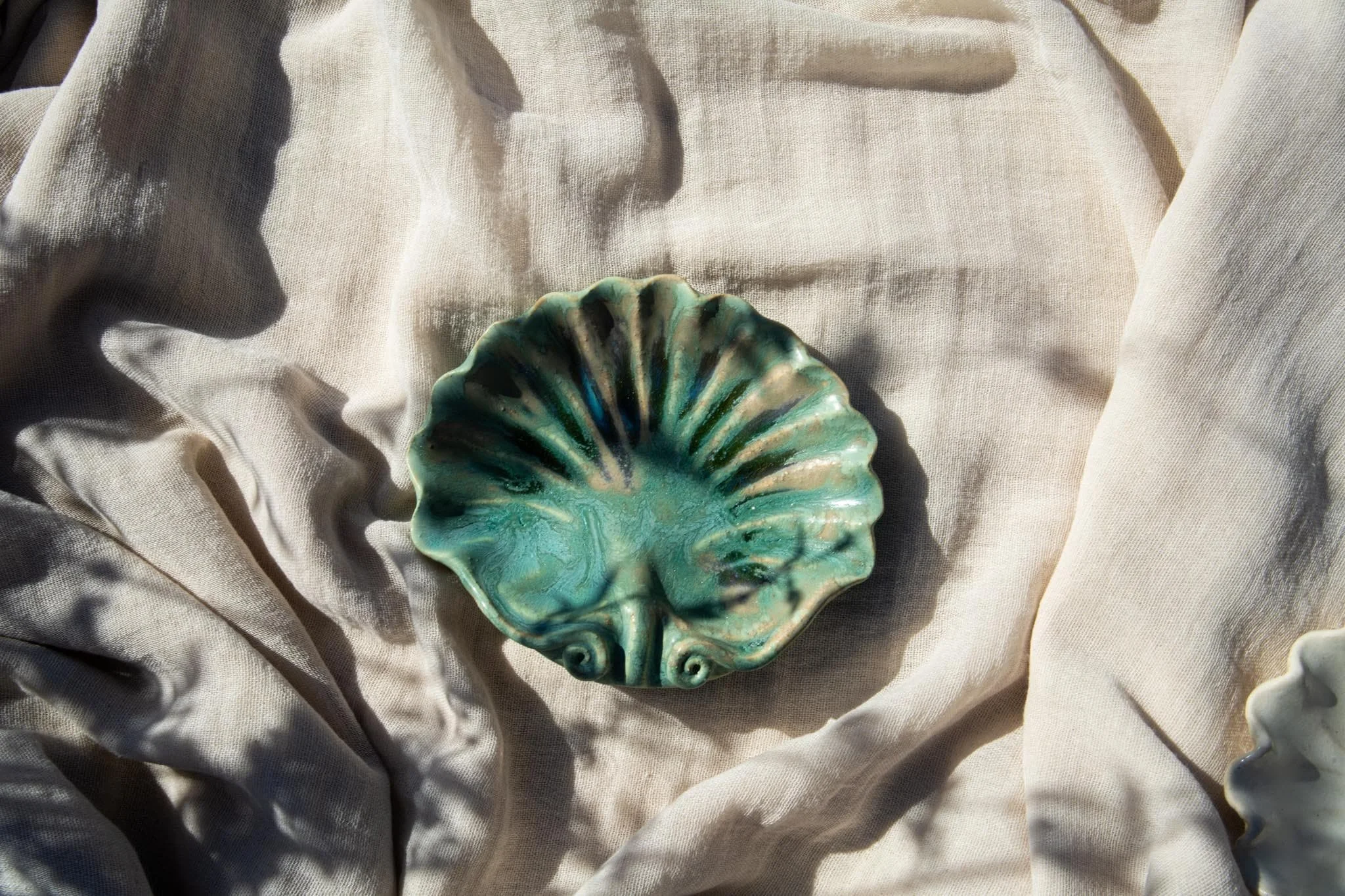 https://i.etsystatic.com/68078877/r/il/9705da/8591613099/il_fullxfull.8591613099_lr6i.jpg