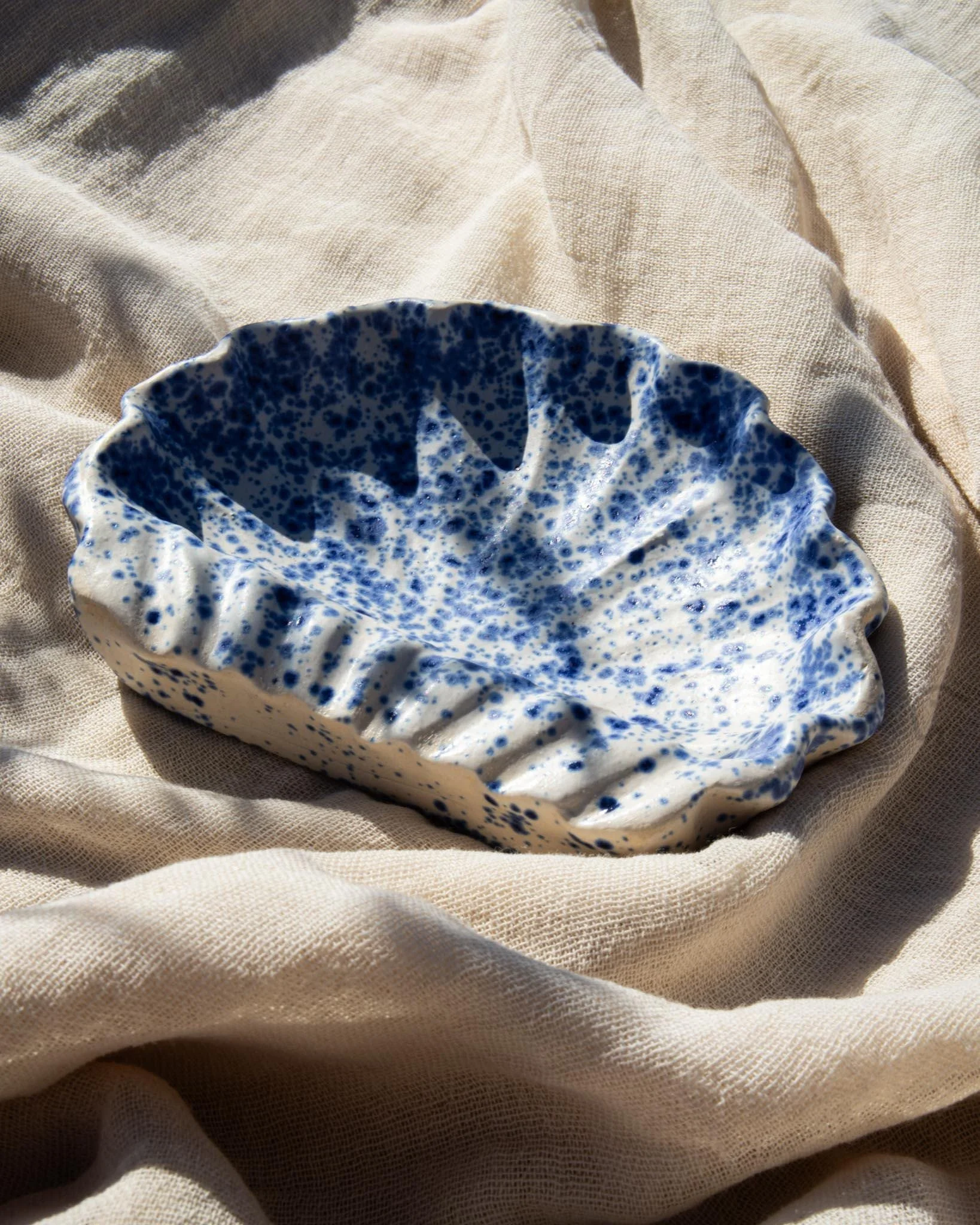 https://i.etsystatic.com/68078877/r/il/27b95c/8543702140/il_fullxfull.8543702140_3cv8.jpg