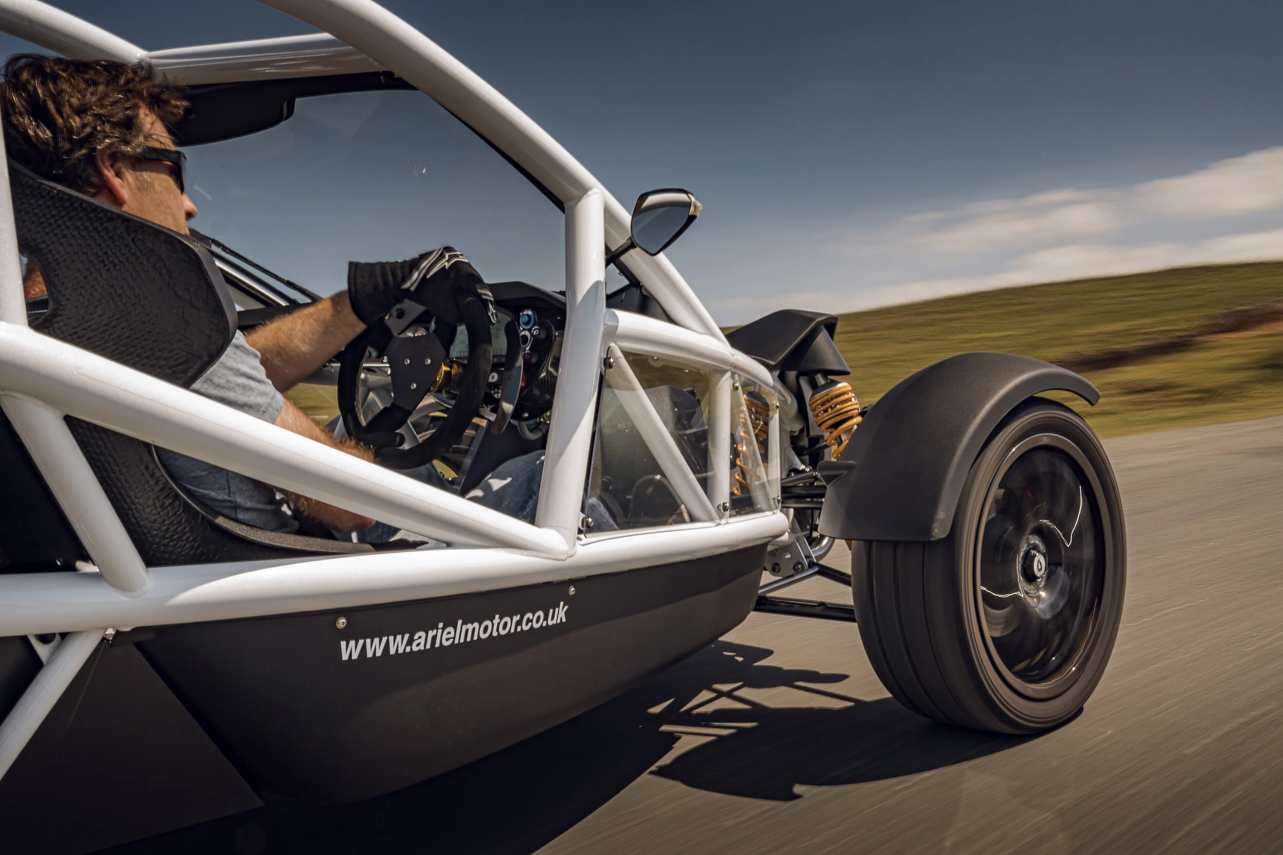 Ariel Nomad R rig-shot (Copy)