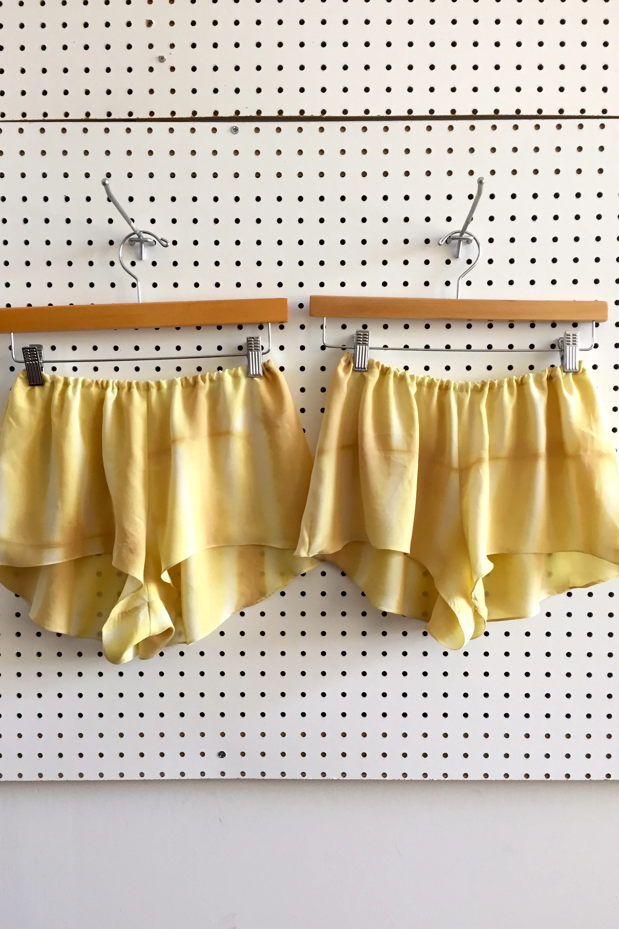 Bed Shorts Small, Goldenrod
