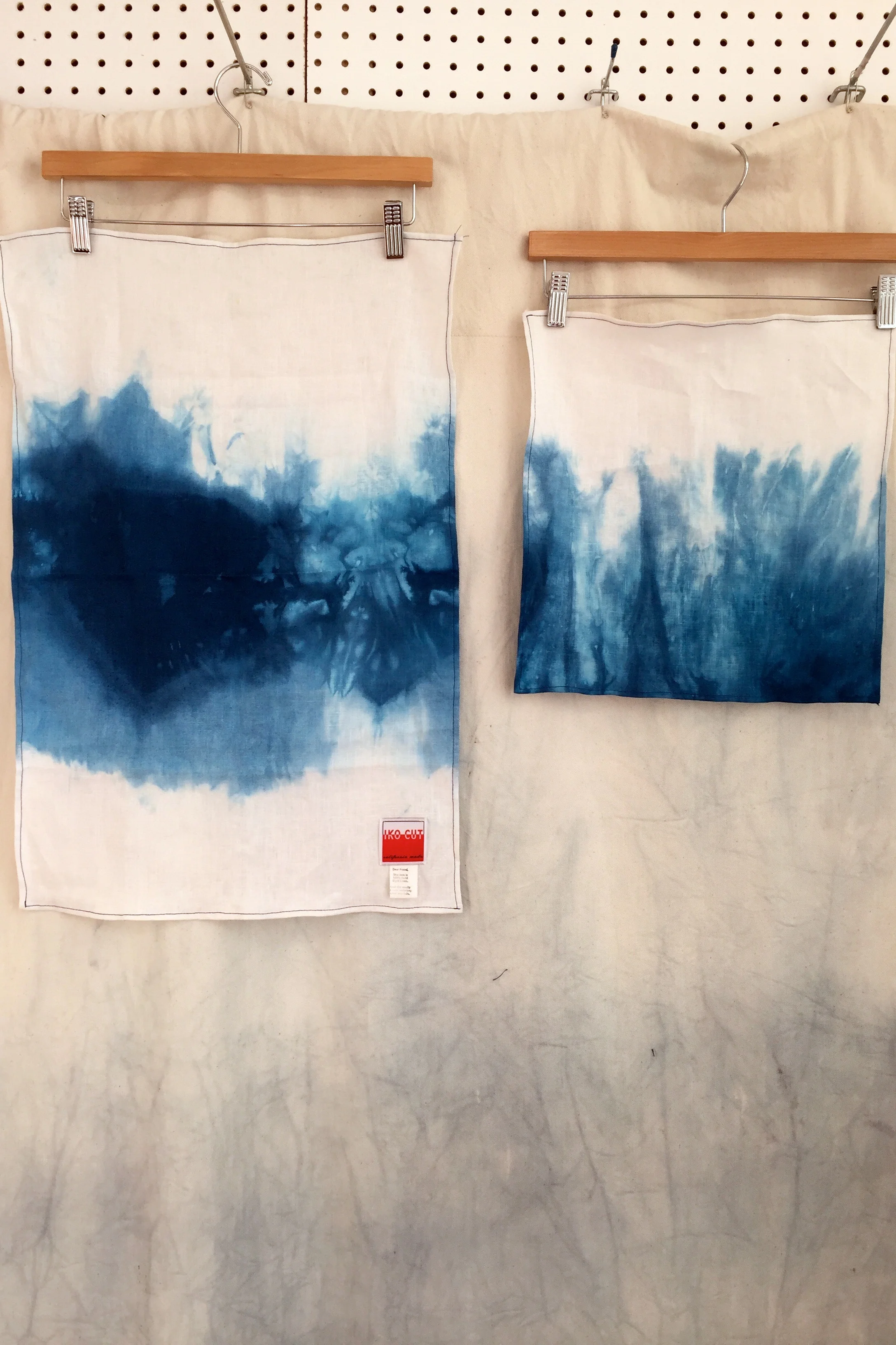 Dip Dye Linen Towel and Napkin Set