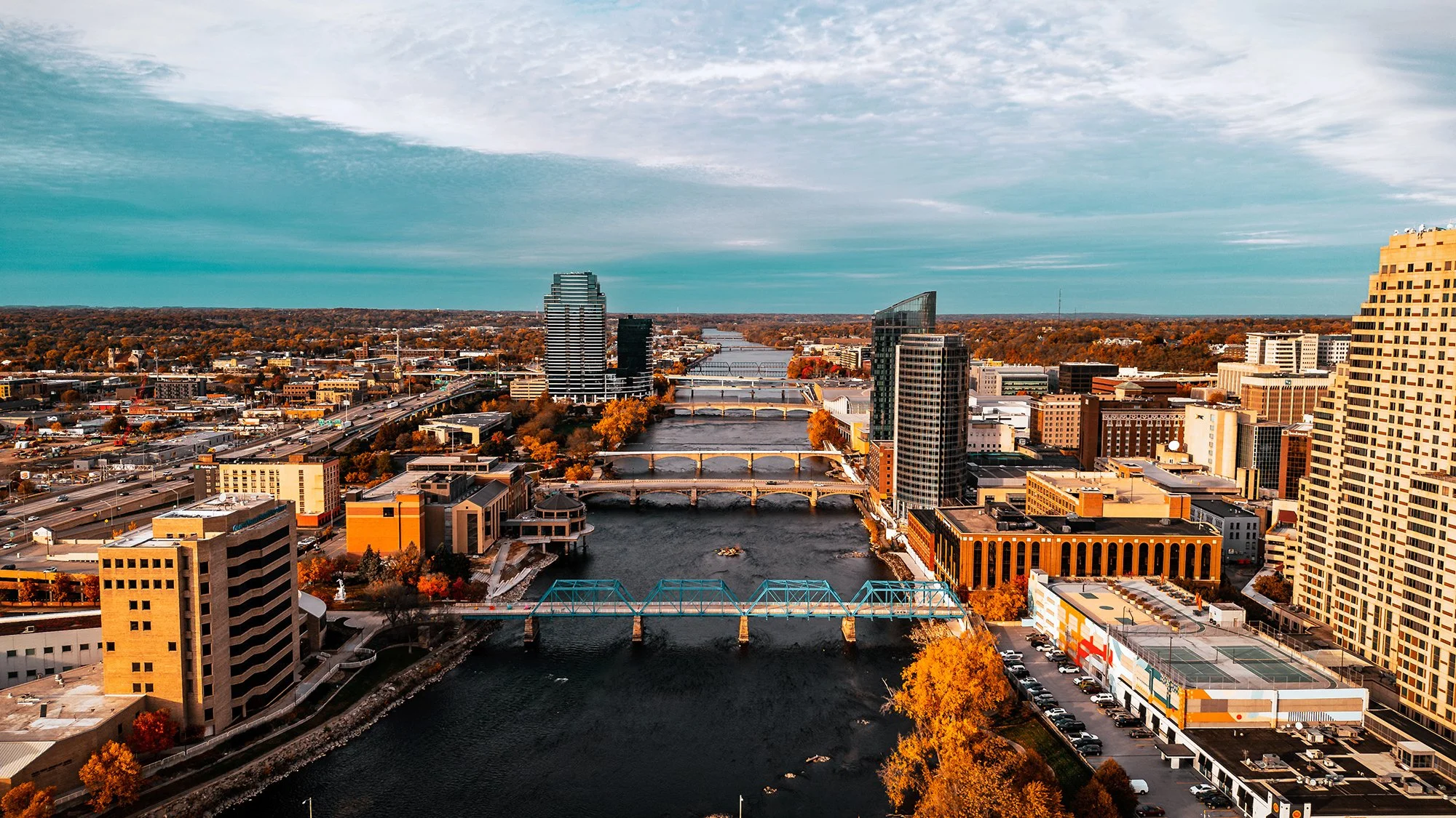 GrandRapids-AP-2w.jpg