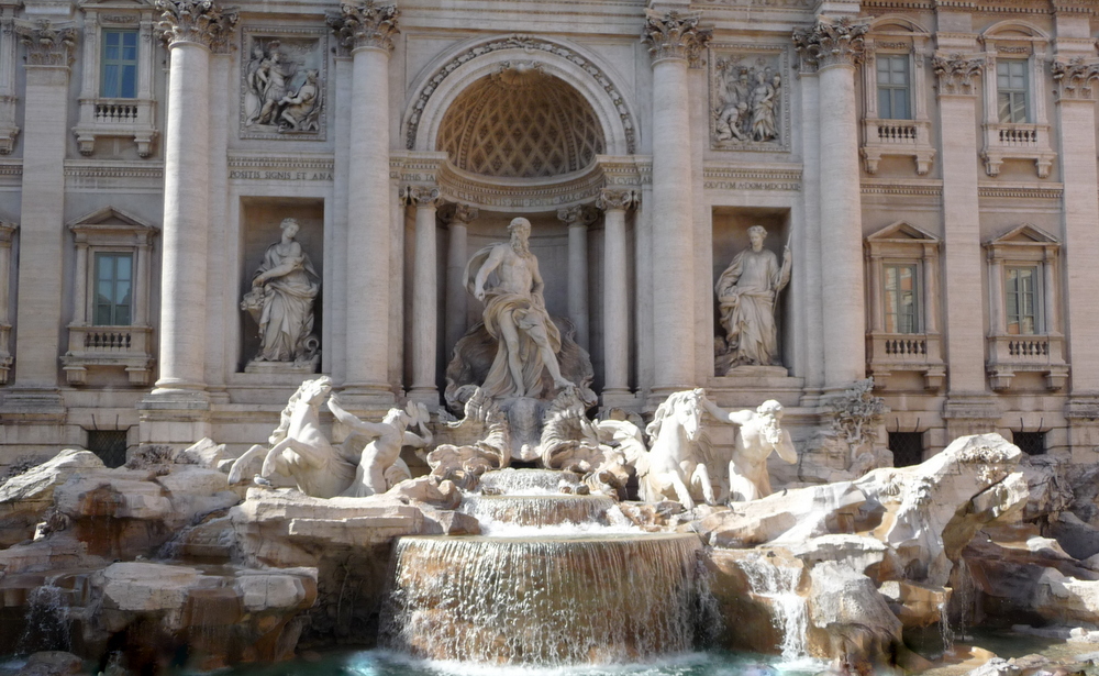 Trevi fountain.JPG