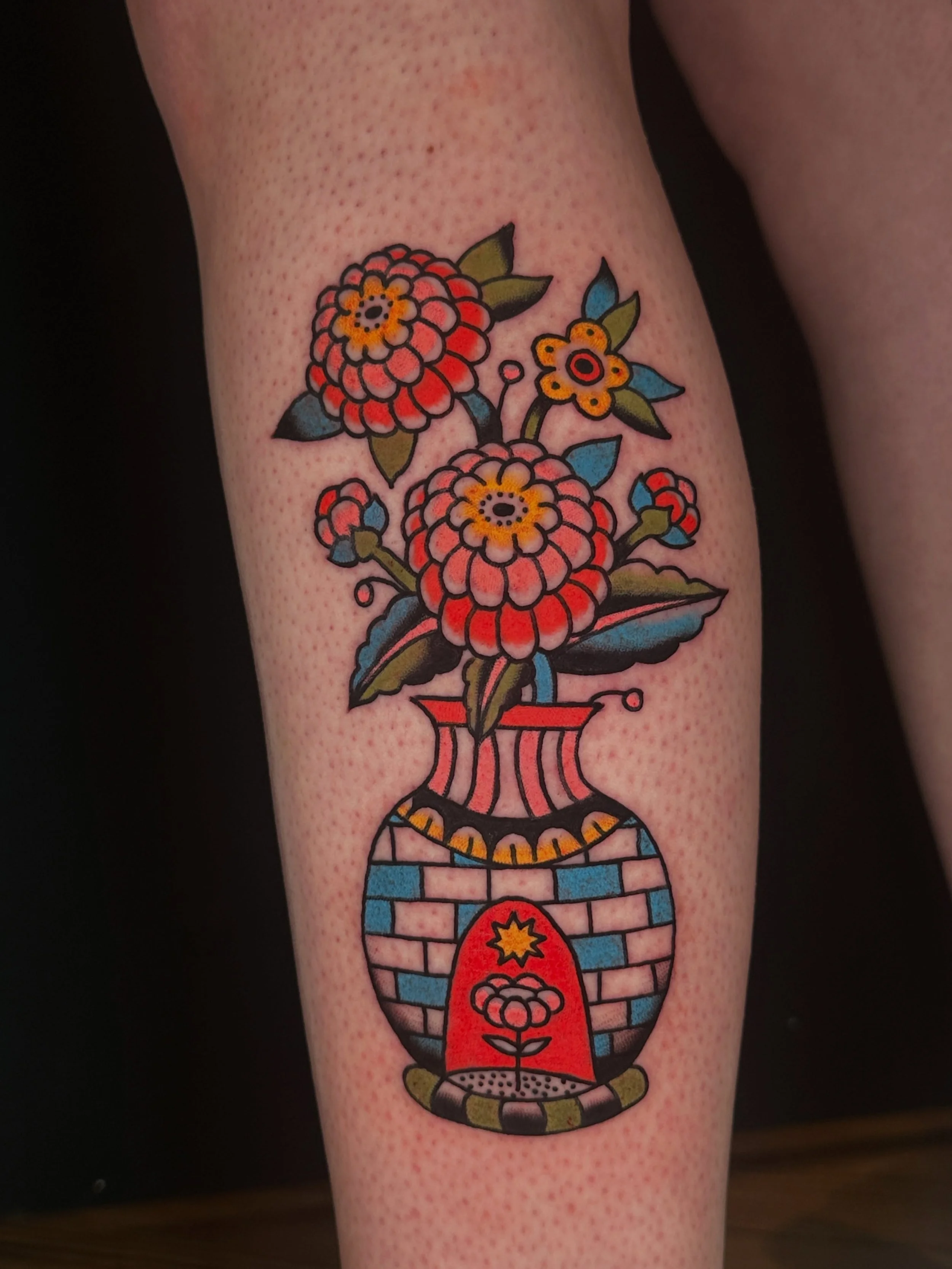 Thank you Juliana. Absolutely loved making this for your first tattoo. Chosen from my book of flash.