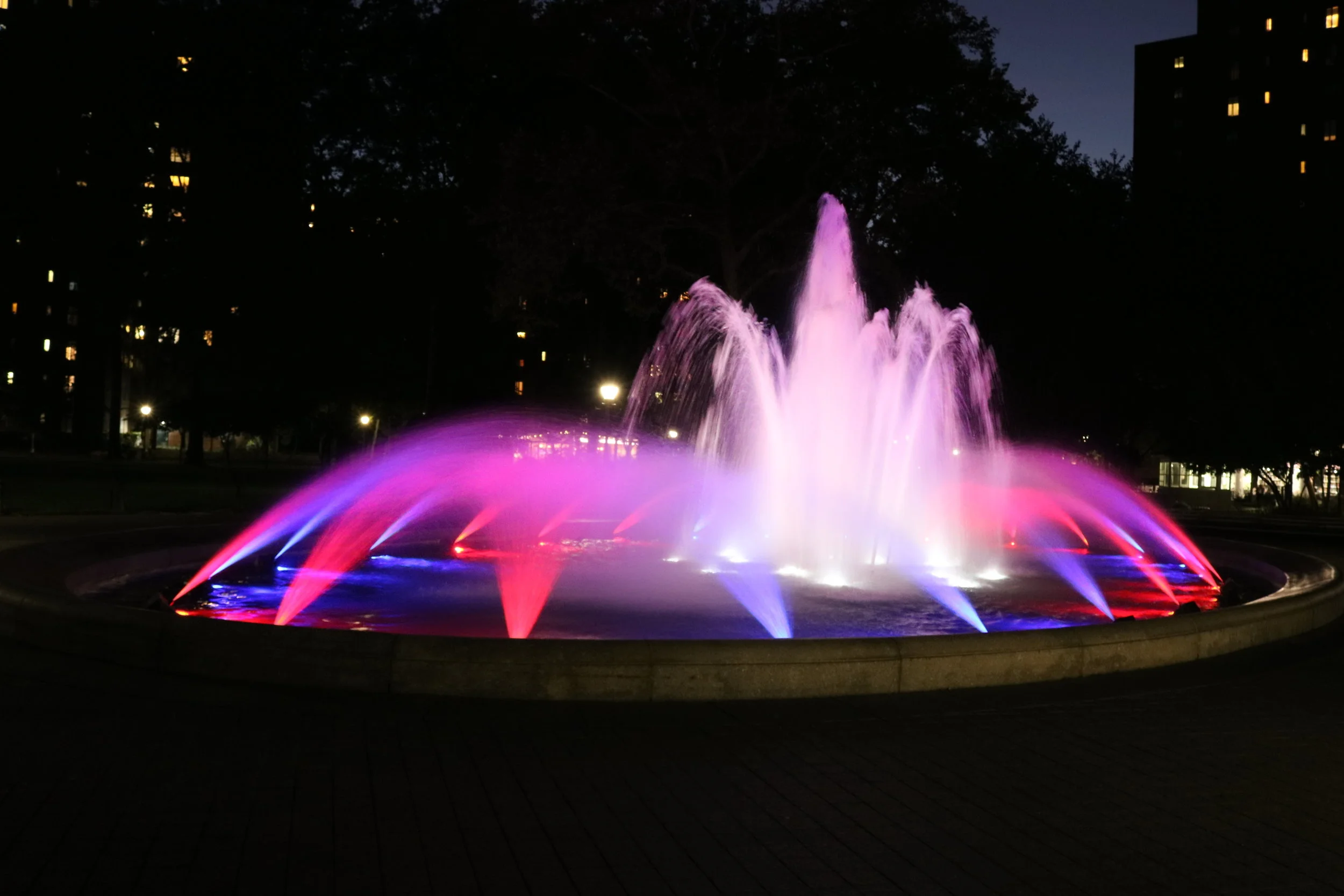 AquaMaster RGBW LED Lighting