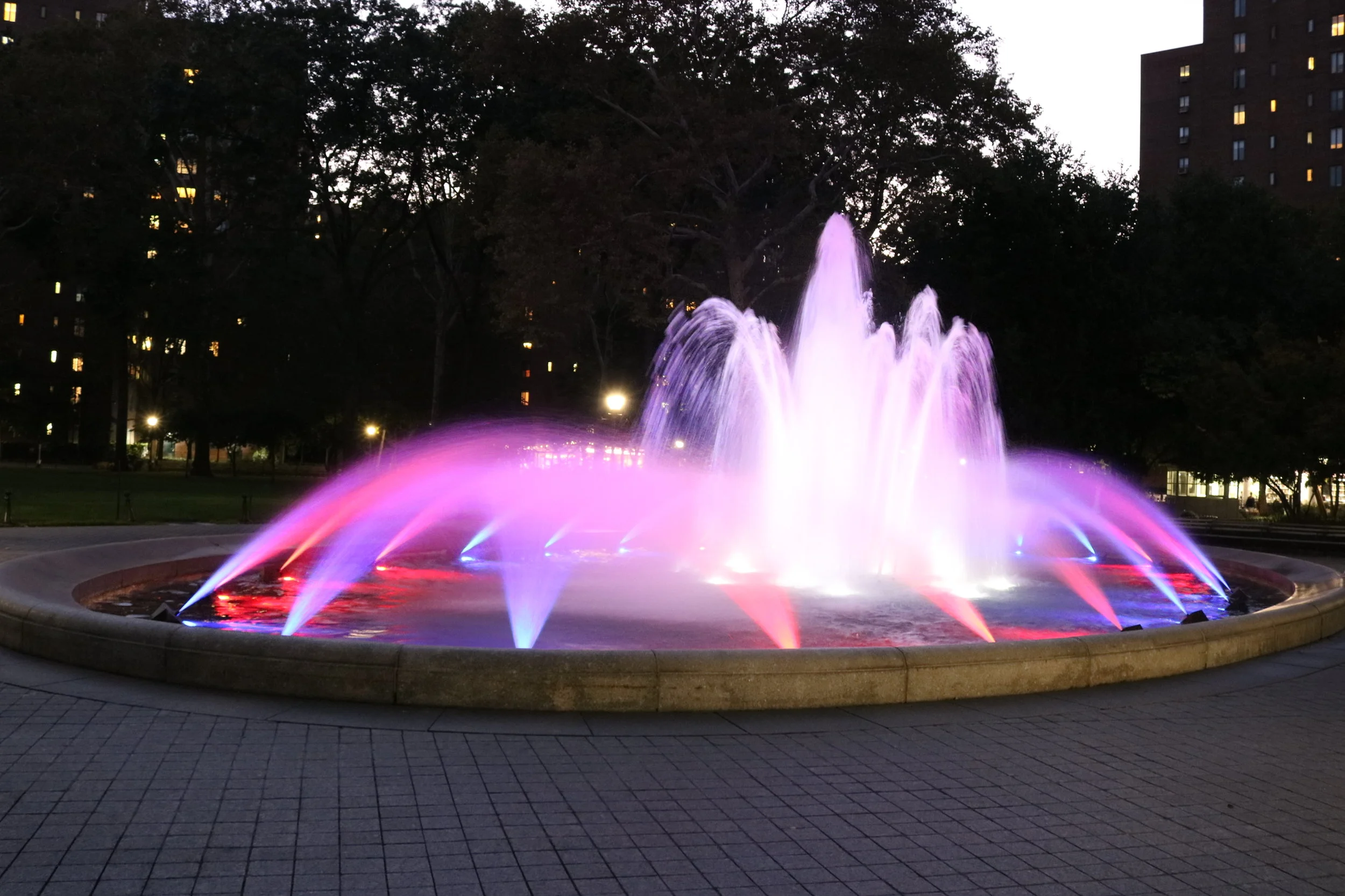 AquaMaster RGBW LED Lighting