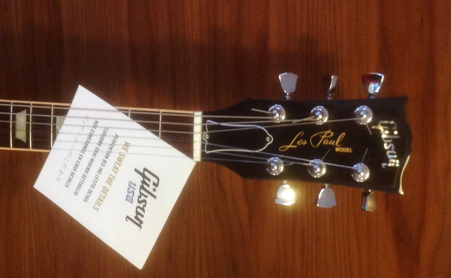 gibson les paul 2013 model with Hardcase £1199 3.jpg