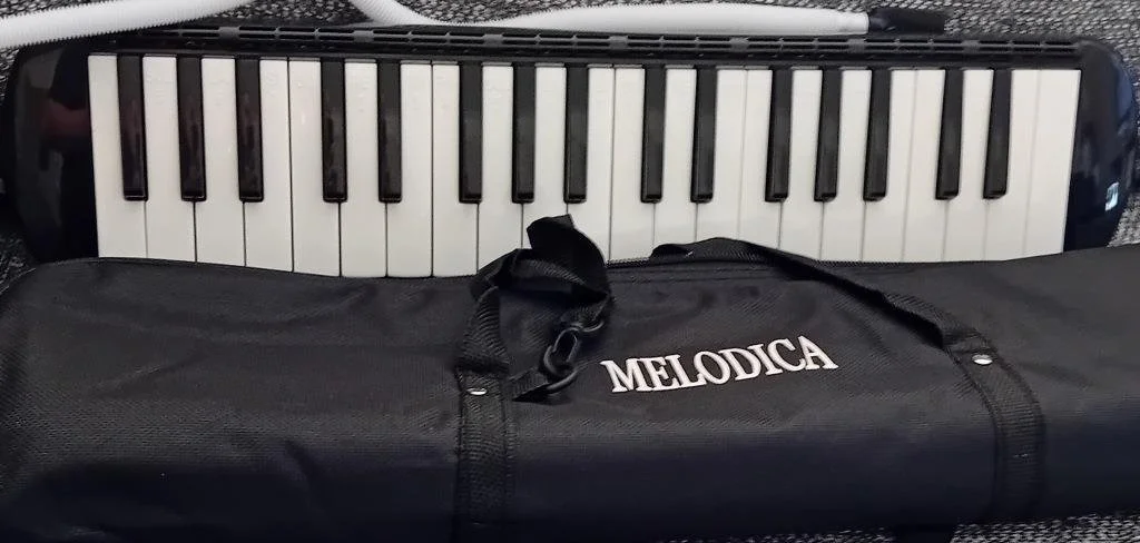 22 key melodica  £25 Black.jpg