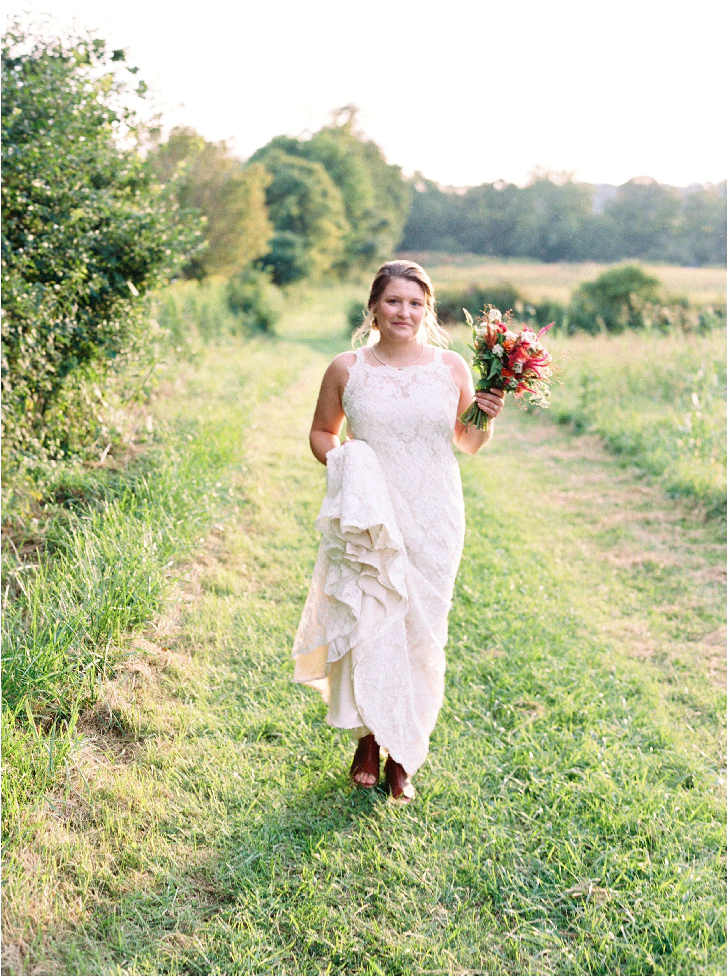 Hannah-Virginia-Rustic-Elegant-River-Bridal-Portraits_0020.jpg