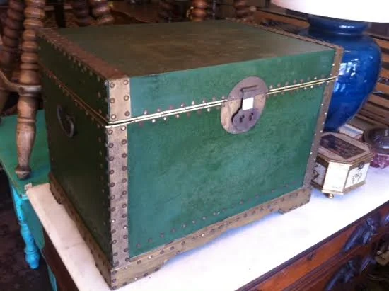 Days Gone By | Vintage Hand Crafted Green Trunk