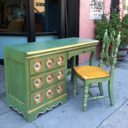  These 4 Rad Vintage Items Just Arrived in Our Store