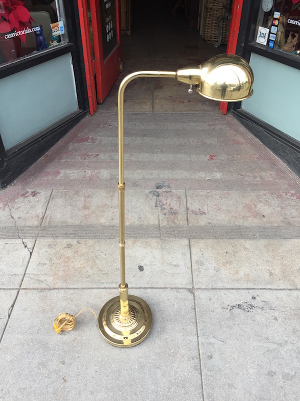 Down Low  Classic Brass Floor Lamp — Casa Victoria - Vintage Furniture On  Los Angeles Sunset Boulevard