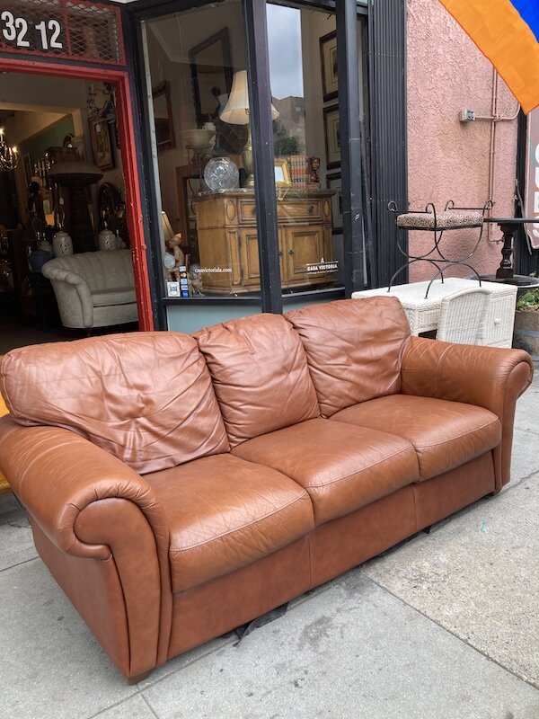 Classic Leather Sofa Handcrafted In, Leather Sofas Los Angeles