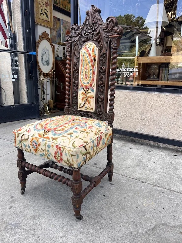 Vintage Seating Casa Victoria Vintage Furniture Los Angeles — Casa