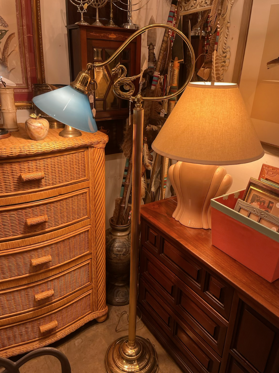 Classic Brass Floor Lamp with Dragon Design