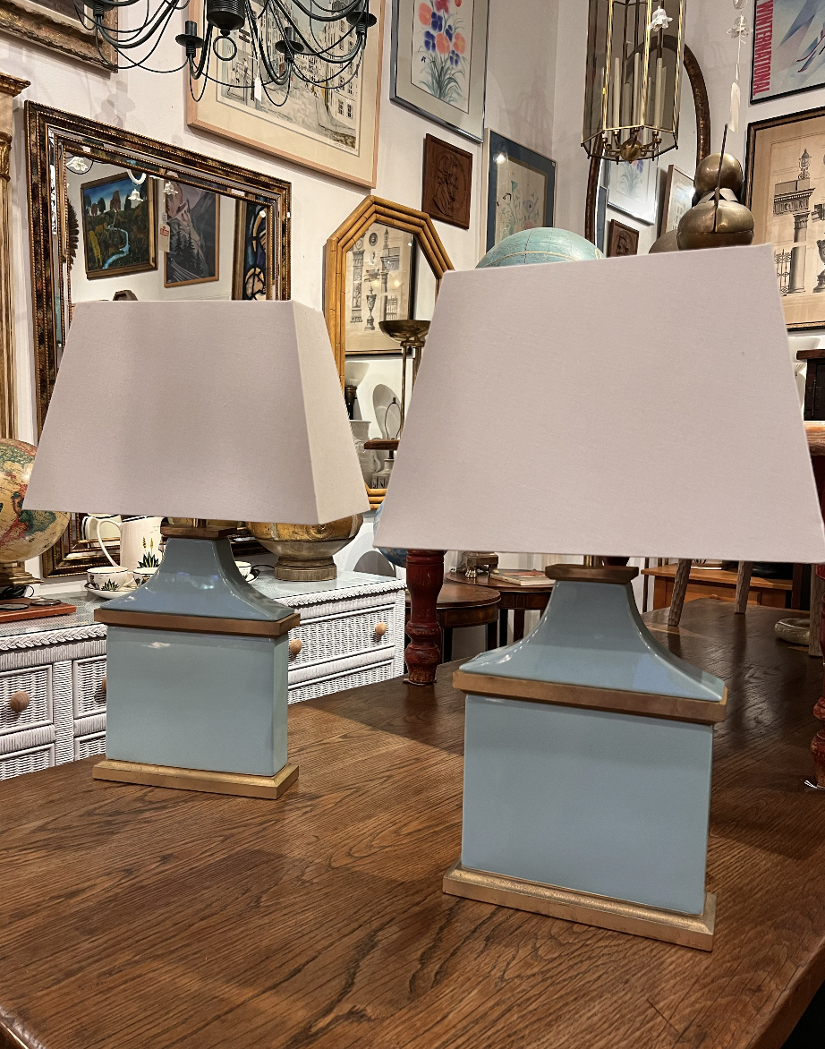 Tiffany-Blue Porcelain Lamp 