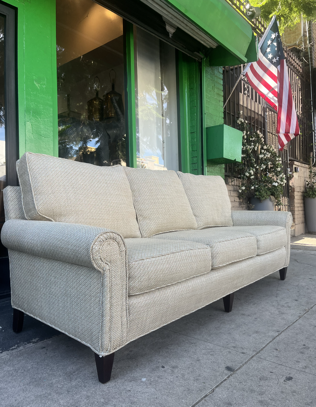 Classic Lawson-style Sofa With Chenille Tweed