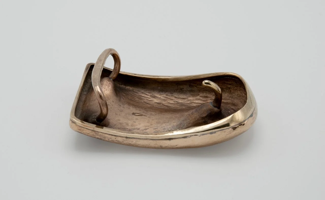 Buckle with three recesses-underside-1.jpeg