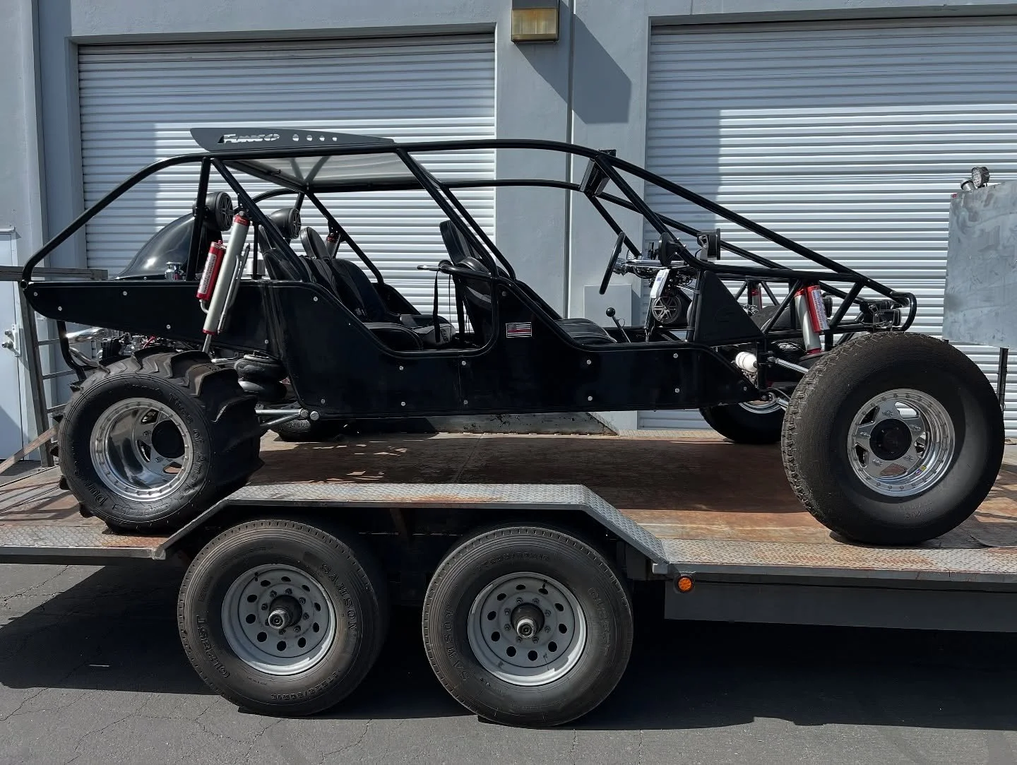 Before and After action on this Funco rail. I hope you all are getting your toys ready for this riding season. Everything done all in house. Printed on metallic film for that pop!

#funco #sandrail #sidebyside #glamis #dumont #socal #riding #ridingse