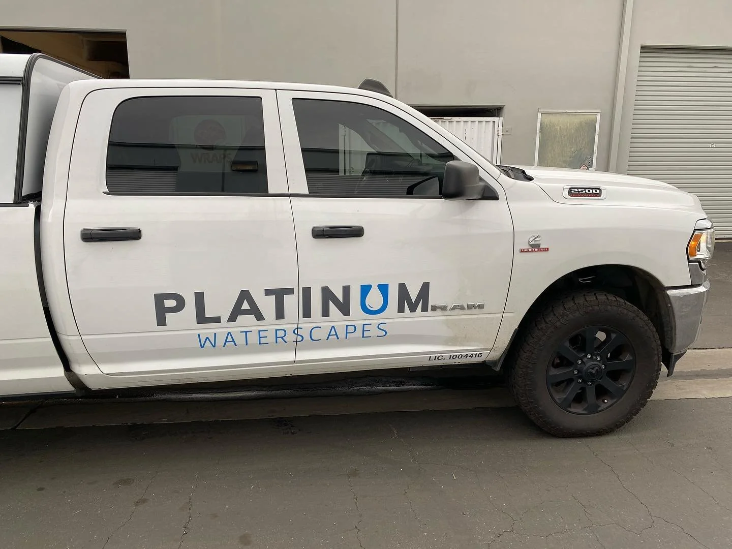 Another good example of getting your company seen..simple and clean..#ssgrfxdesigns #ssgrfx #sotoandsonsgraphics #3mcertifiedcompany #smallbusiness #smallbusinessowner #smallbusinesssupport #localbusinesses