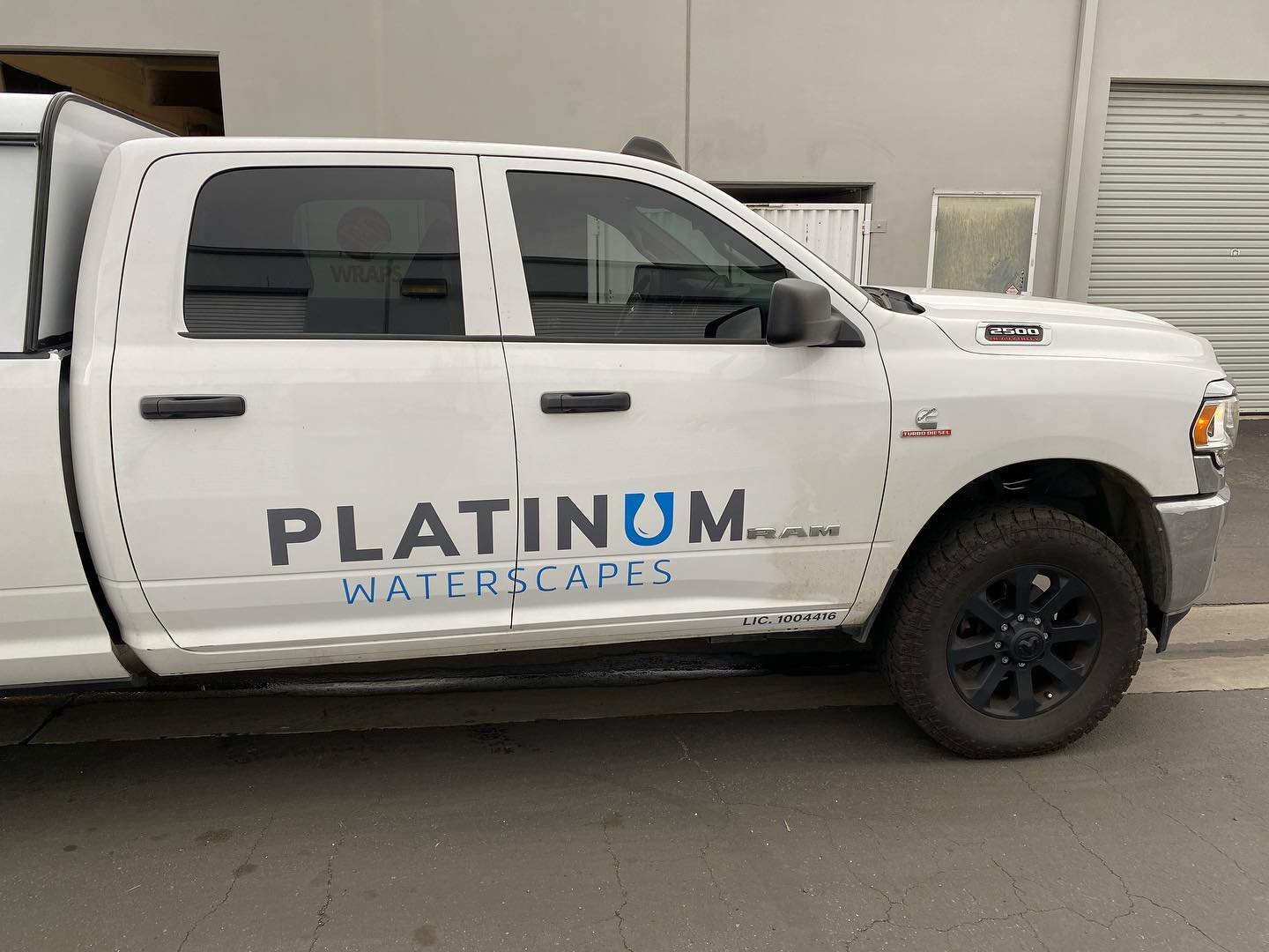 Another good example of getting your company seen..simple and clean..#ssgrfxdesigns #ssgrfx #sotoandsonsgraphics #3mcertifiedcompany #smallbusiness #smallbusinessowner #smallbusinesssupport #localbusinesses