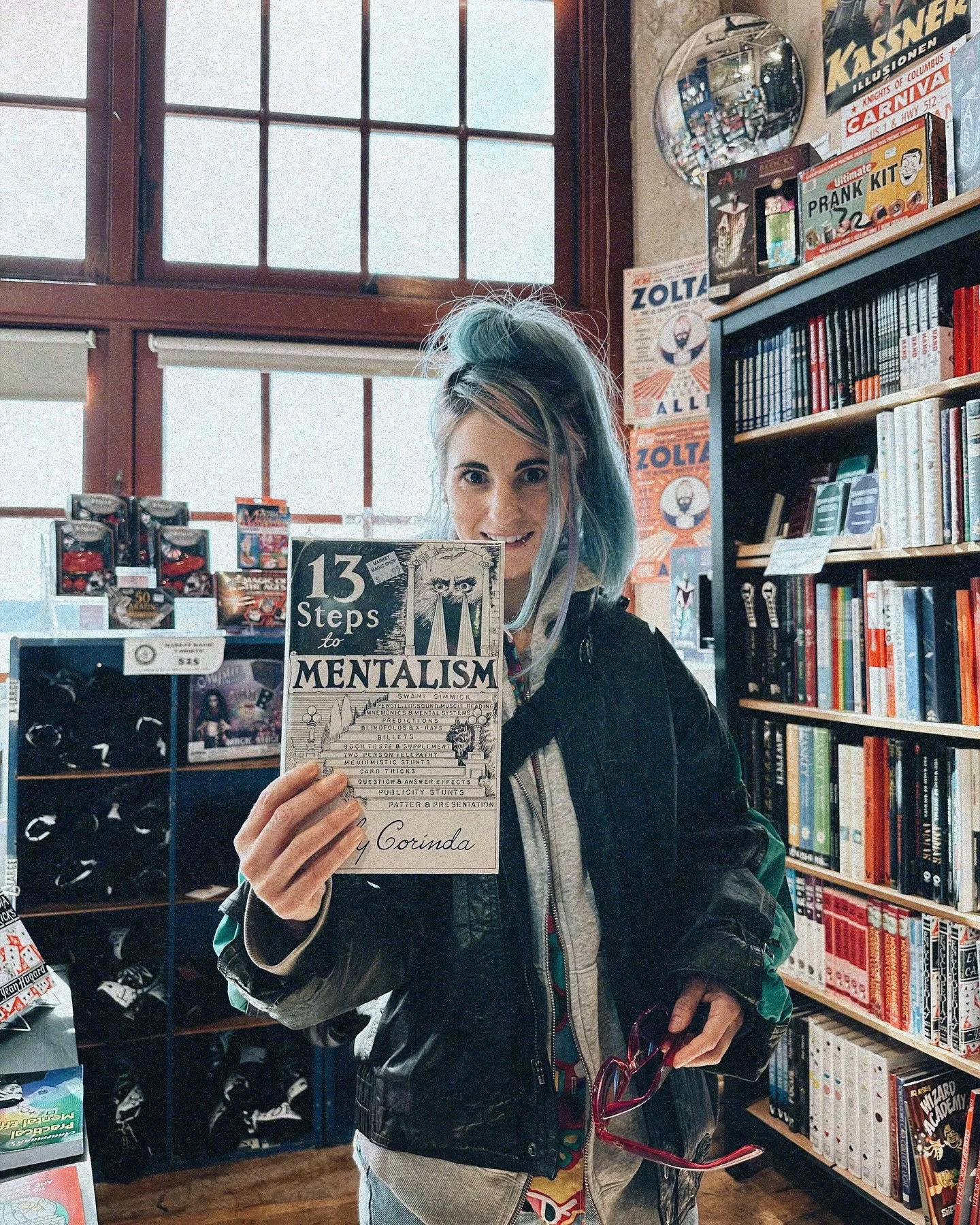 using my powers for good not evil, defeating itchy socks (a crime), another day building dream studio with @http.jimmyl.ee and all🌟 crew of seattle folks who give a damb about what they&rsquo;re doing and each other