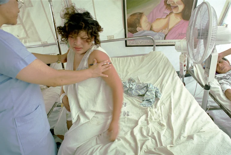 Amalia Mayita Mendez , Birth, El Salvador (photograph)