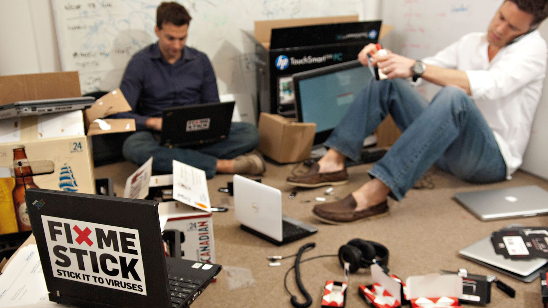 Early stage start-ups and university student looking to develop their business ideas need guidance. Unfortunately they can not afford to pay for the consulting frameworks and toolkits use to ground their ideas.
