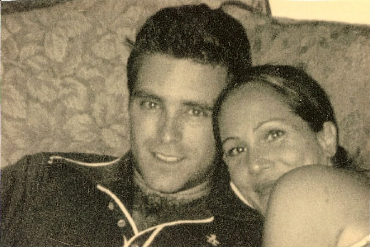 Happy Birthday to the love of my life. This picture was the night we met, and from then to this very day, you amaze me, and make me laugh and I love you more than ever. How did I ever get so lucky to meet you that night. Love you  @dawncuny