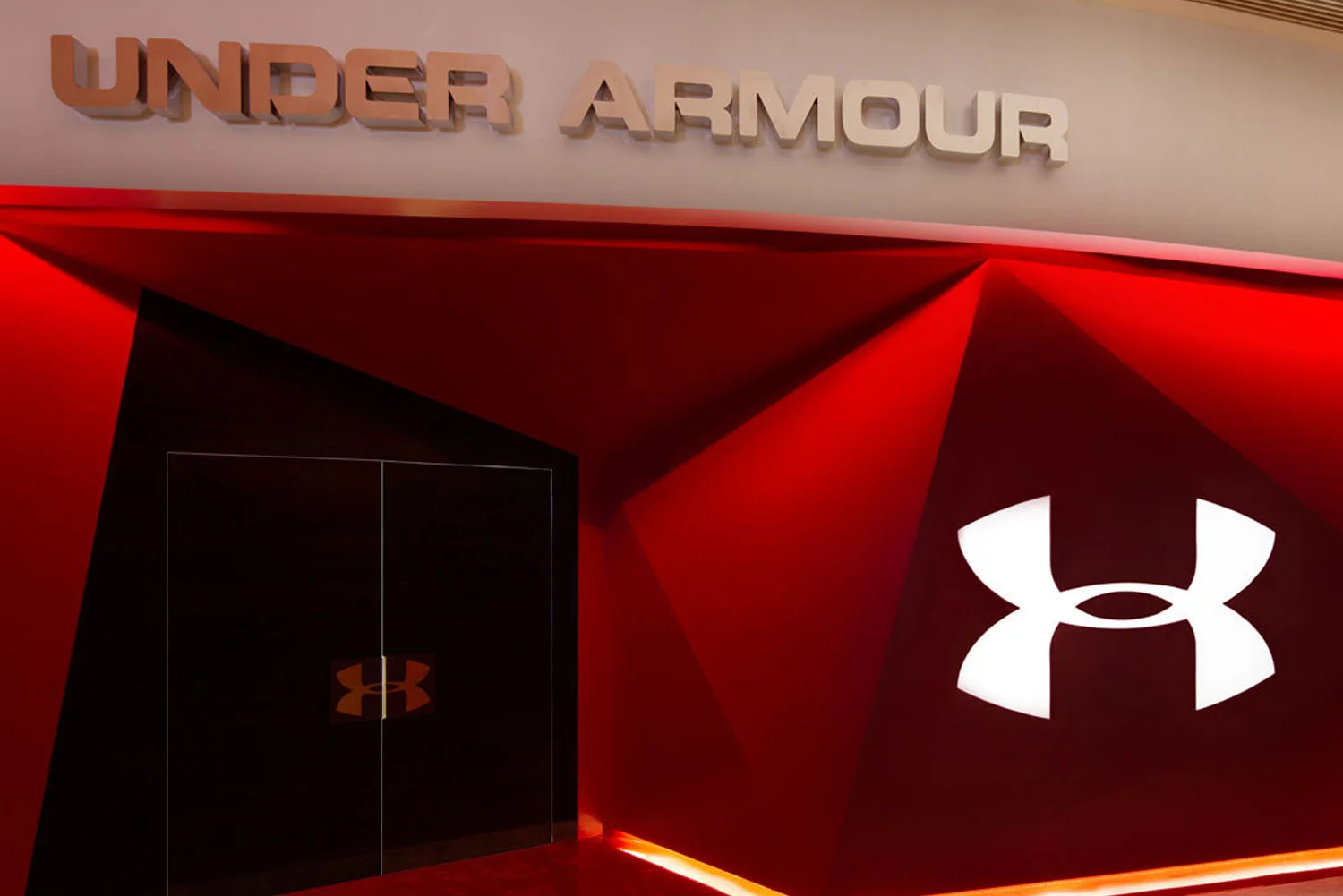 Under_armor.jpg