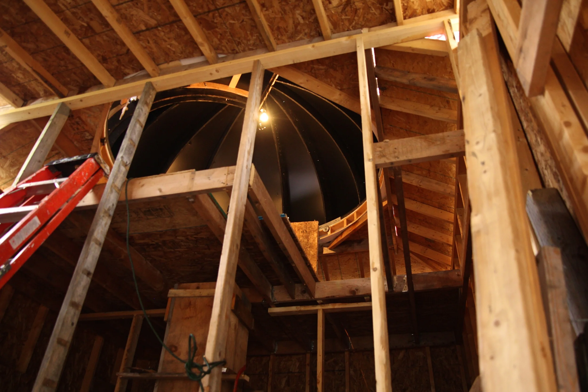 DSE-2.0-A Door And A Floor