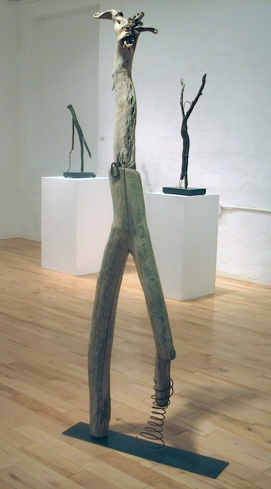 Spring in Her Step, 2013 Lake Ontario driftwood, steel, 184 x 45 x 30 cm