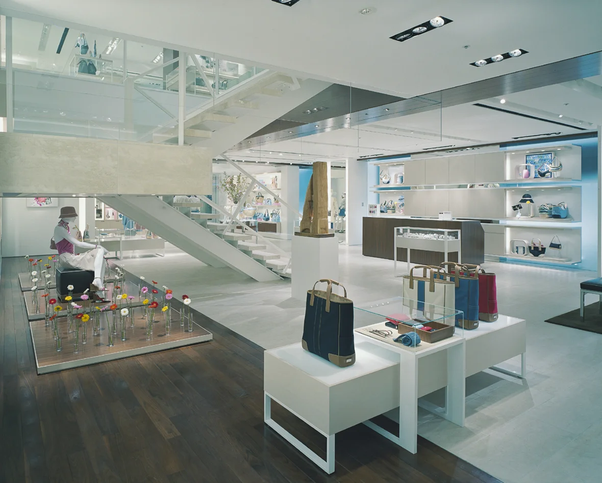J103_arphoto5.jpg