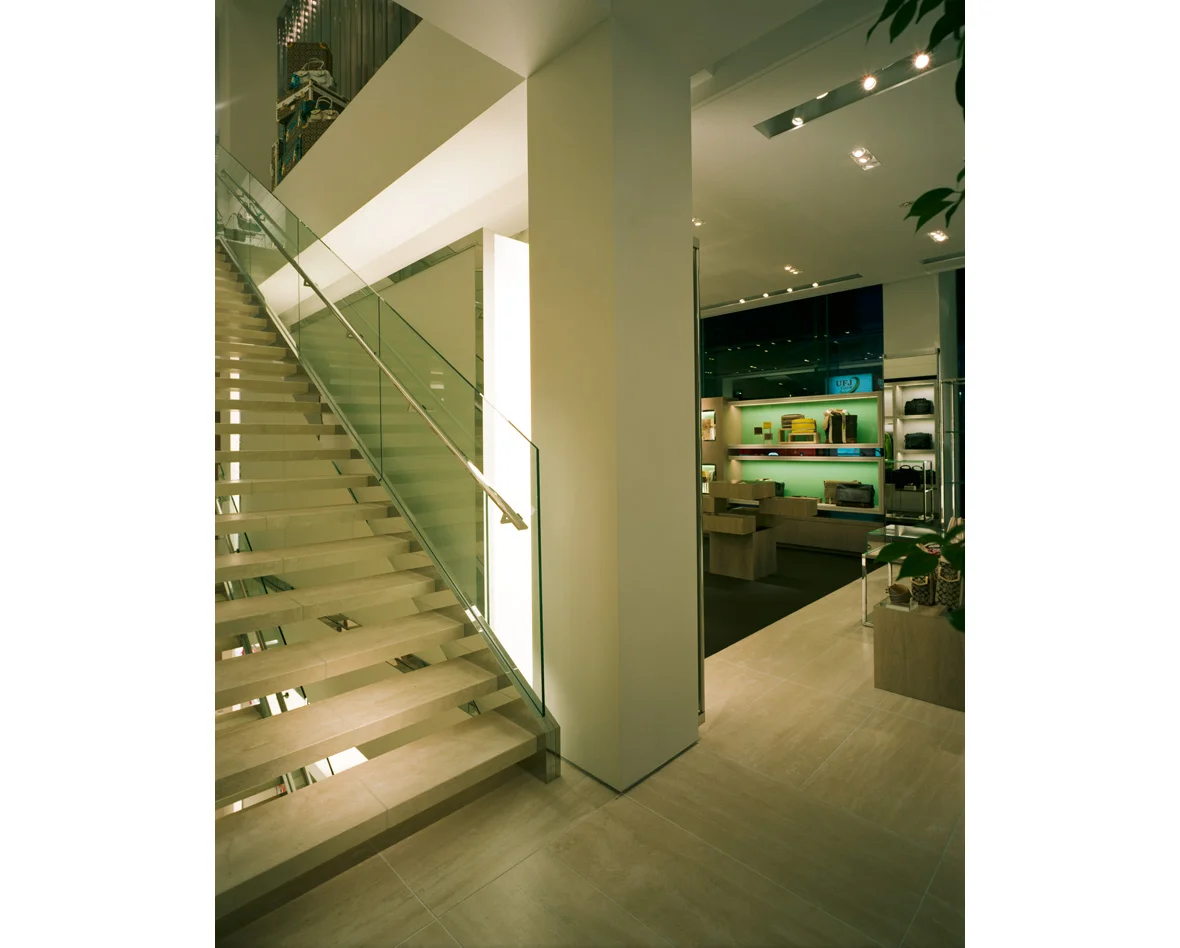 J105_arphoto26.jpg