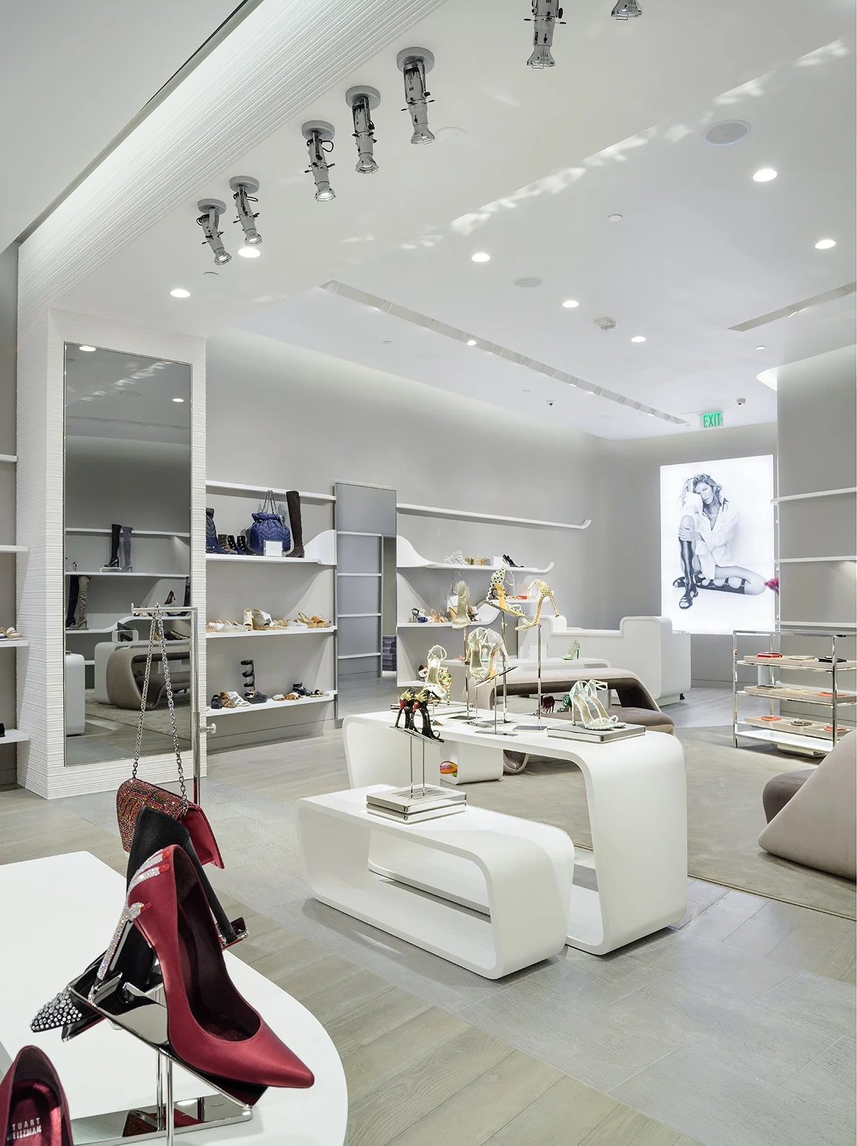 StuartWeitzman_LV_7.jpg