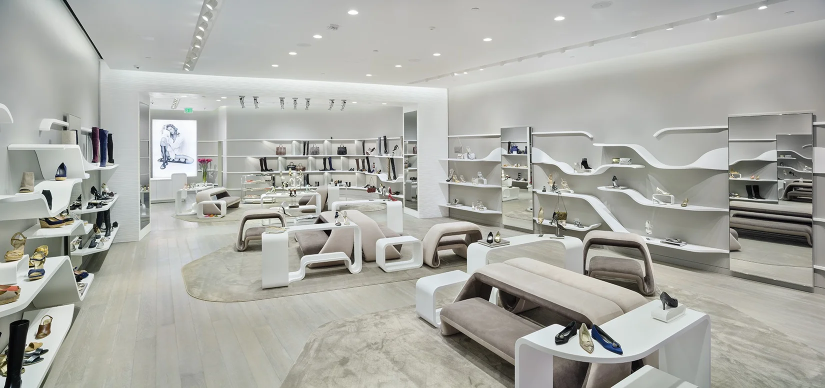 StuartWeitzman_LV_3.jpg