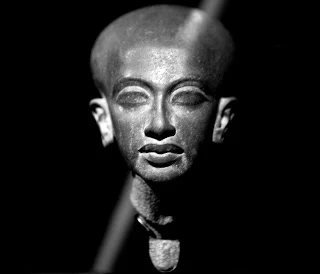 kingtut5.jpg