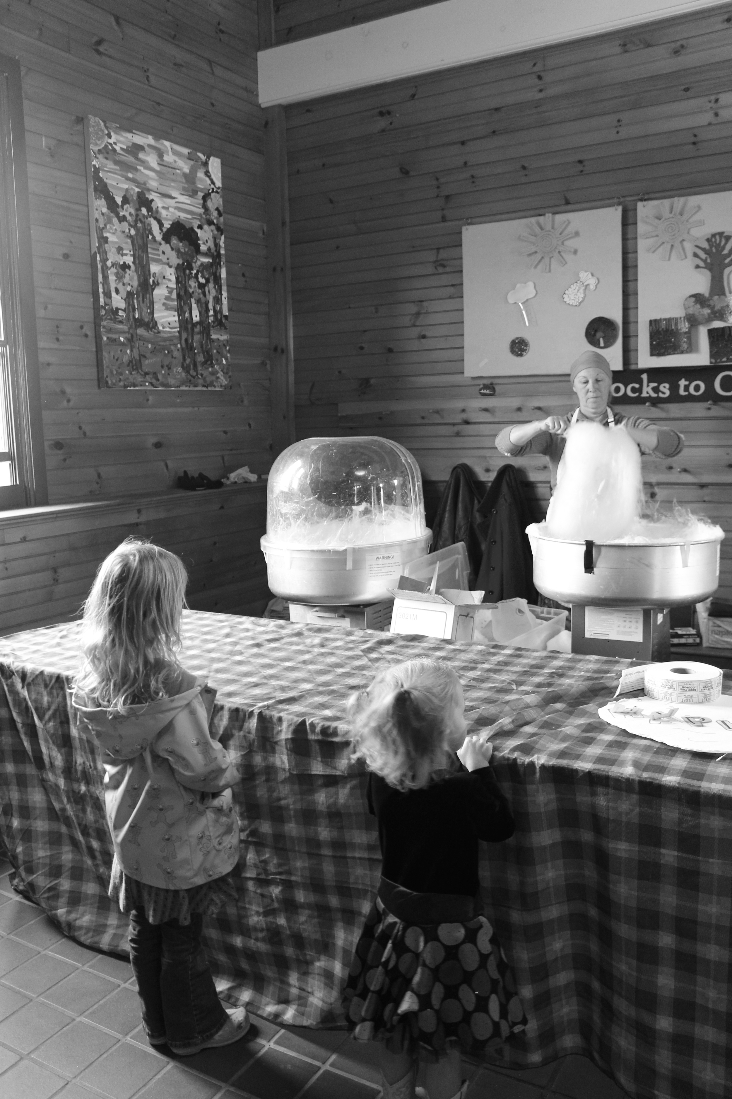 I couldn't resist sharing this one of my girls waiting for their cotton candy. So sweet.~ Maple flavored of course. :) 